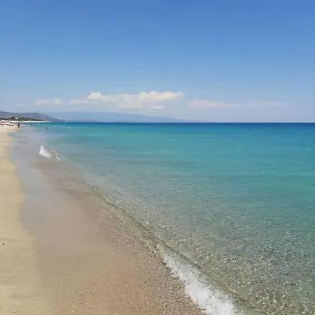 Сasa de vacaciones Casetta Silenziosa In Collina A 2 Passi Dal Mare